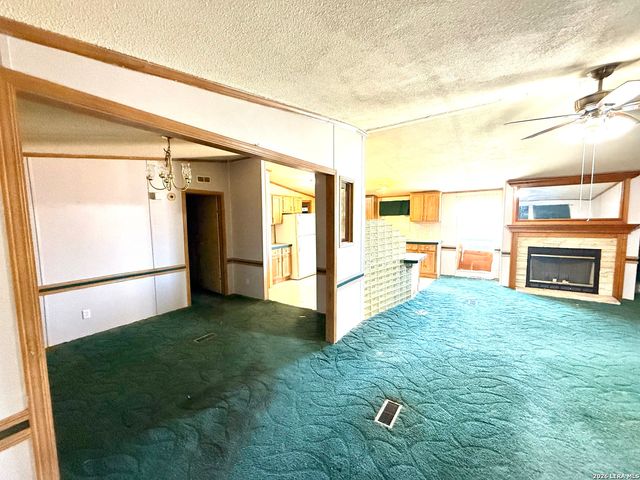 5819 Pioneer, San Antonio, TX 78245