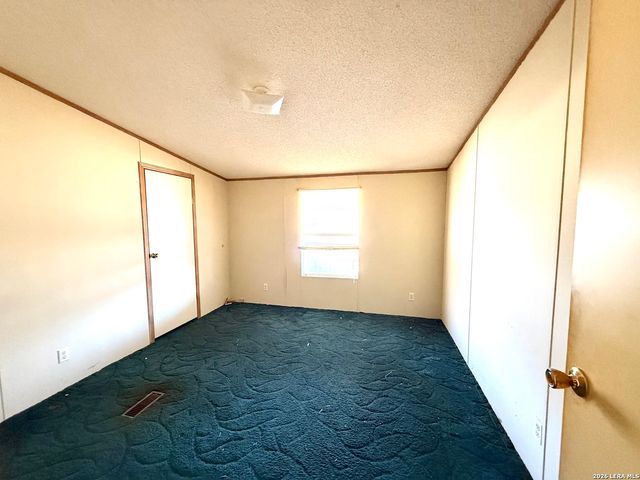 5819 Pioneer, San Antonio, TX 78245