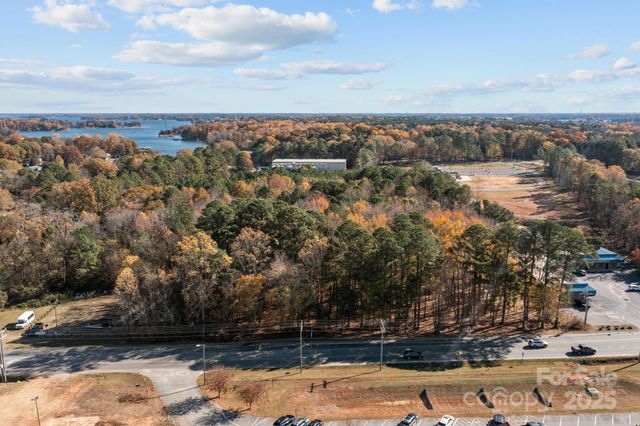 530 N NC 16 Business Highway 1 & 2, Denver, NC 28037