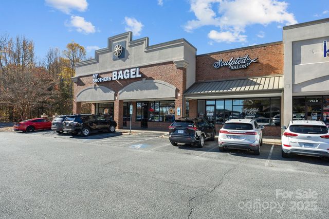 530 N NC 16 Business Highway 1 & 2, Denver, NC 28037