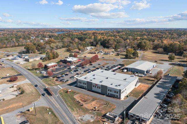 530 N NC 16 Business Highway 1 & 2, Denver, NC 28037