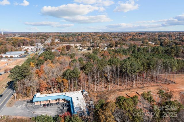 530 N NC 16 Business Highway 1 & 2, Denver, NC 28037