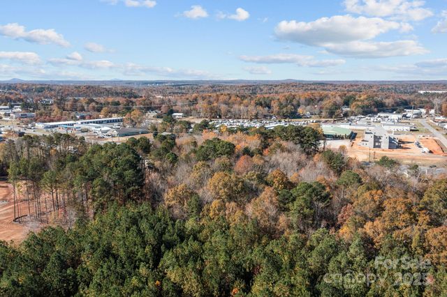 530 N NC 16 Business Highway 1 & 2, Denver, NC 28037