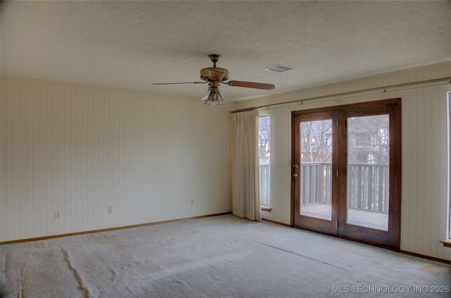 8305 S 5th Street, Broken Arrow, OK 74011