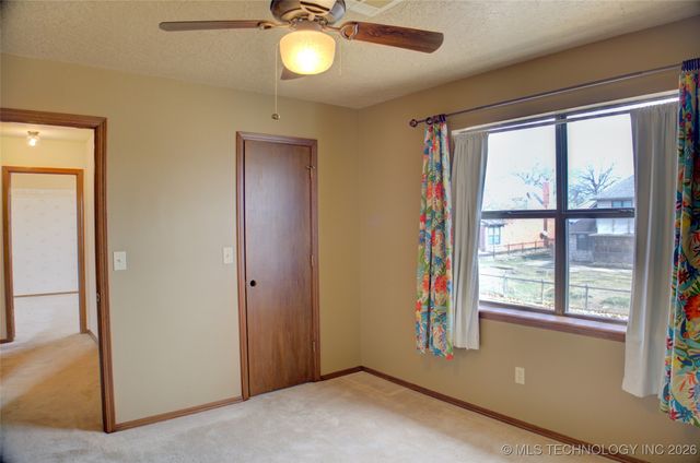 8305 S 5th Street, Broken Arrow, OK 74011