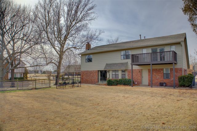 8305 S 5th Street, Broken Arrow, OK 74011