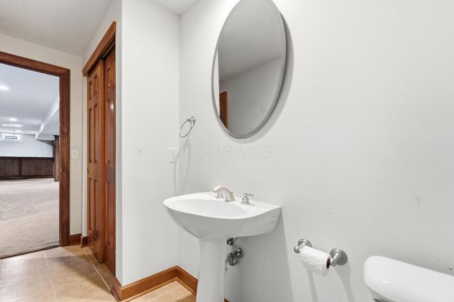 2610 Woodland Glen Drive, Powell, OH 43065