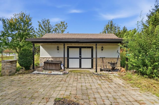 2610 Woodland Glen Drive, Powell, OH 43065