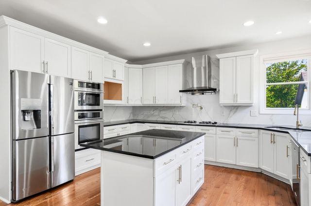 2610 Woodland Glen Drive, Powell, OH 43065