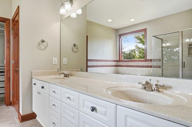 2610 Woodland Glen Drive, Powell, OH 43065