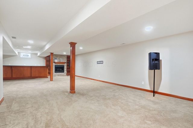 2610 Woodland Glen Drive, Powell, OH 43065