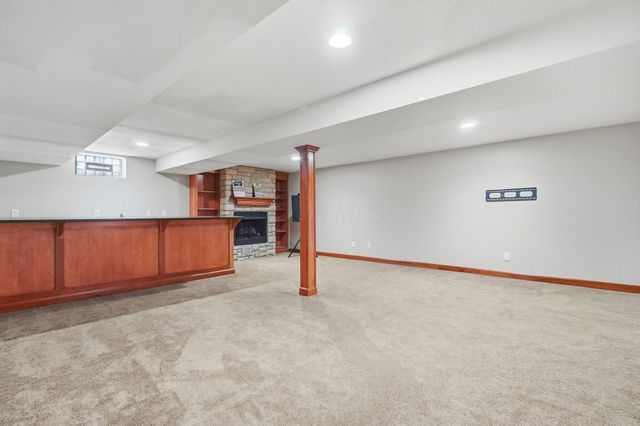2610 Woodland Glen Drive, Powell, OH 43065