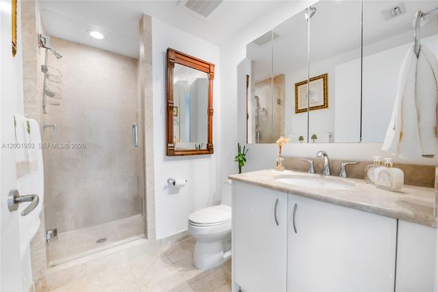 1331 Brickell Bay Dr 408, Miami, FL 33131