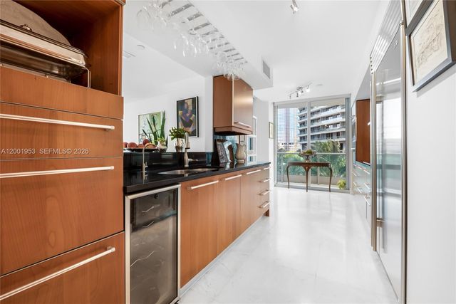 1331 Brickell Bay Dr 408, Miami, FL 33131