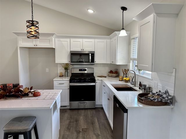 2765 Gady Pines Drive, Adrian, MI 49221