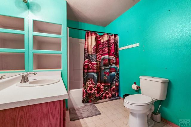 345 S Littler Dr, Pueblo West, CO 81007