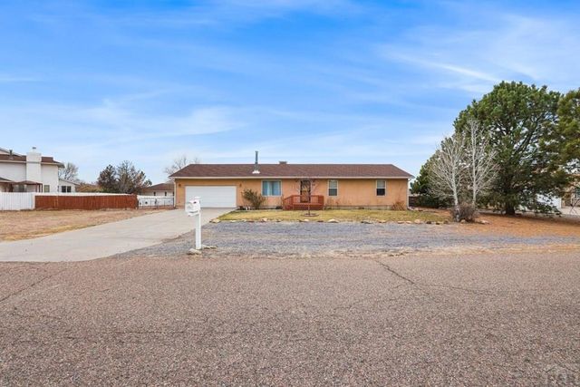 345 S Littler Dr, Pueblo West, CO 81007