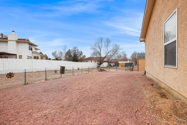 345 S Littler Dr, Pueblo West, CO 81007