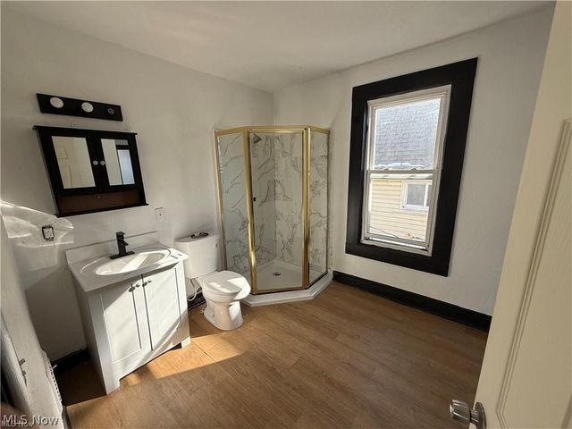 2113 W 104th Street, Cleveland, OH 44102