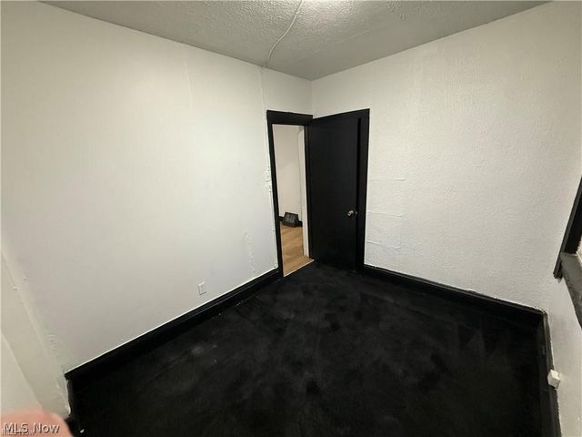 2113 W 104th Street, Cleveland, OH 44102