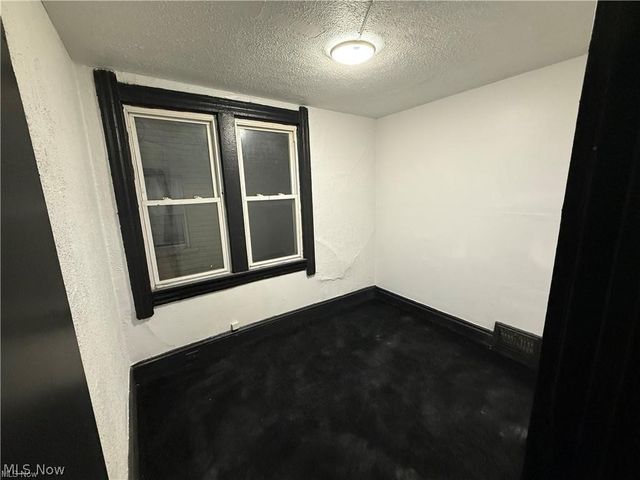 2113 W 104th Street, Cleveland, OH 44102