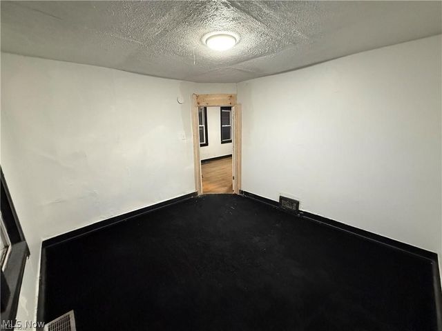 2113 W 104th Street, Cleveland, OH 44102