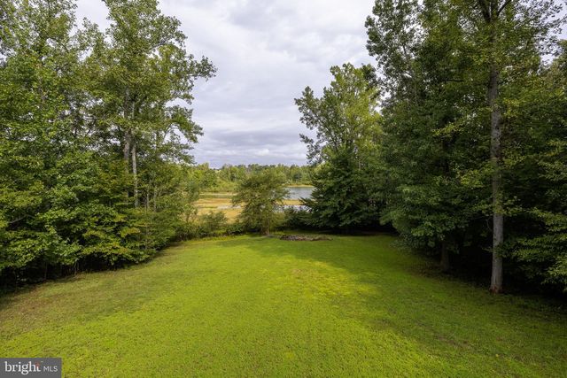 435 FISHER DR, Mineral, VA 23117