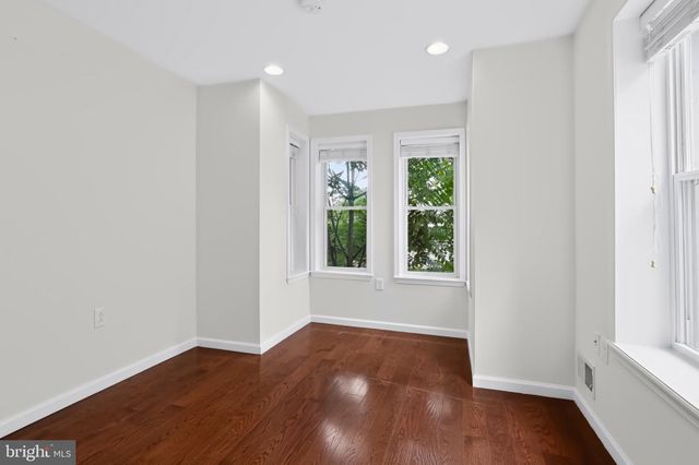 1933 PARRISH ST, Philadelphia, PA 19130
