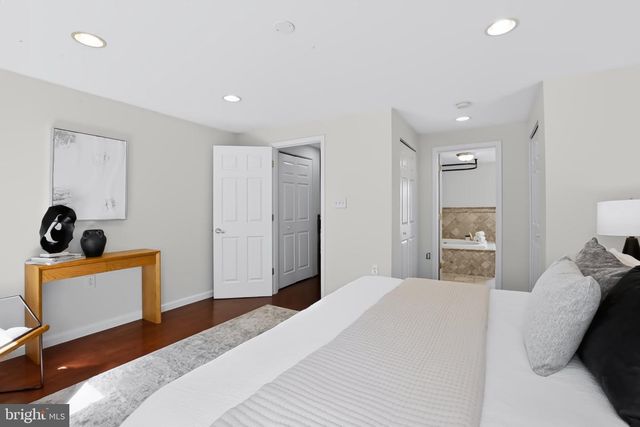 1933 PARRISH ST, Philadelphia, PA 19130