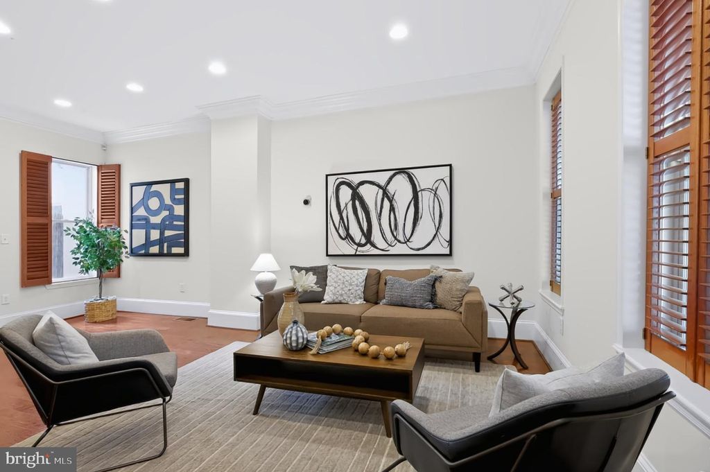 1933 PARRISH ST, Philadelphia, PA 19130 — photo 3