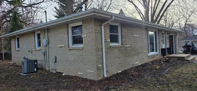 103 W Richway Drive, Albert Lea, MN 56007