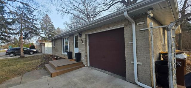 103 W Richway Drive, Albert Lea, MN 56007