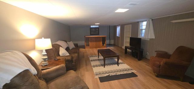 103 W Richway Drive, Albert Lea, MN 56007