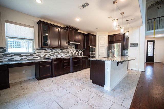 5802 Caper Shores Lane, Sugar Land, TX 77479