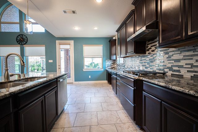 5802 Caper Shores Lane, Sugar Land, TX 77479