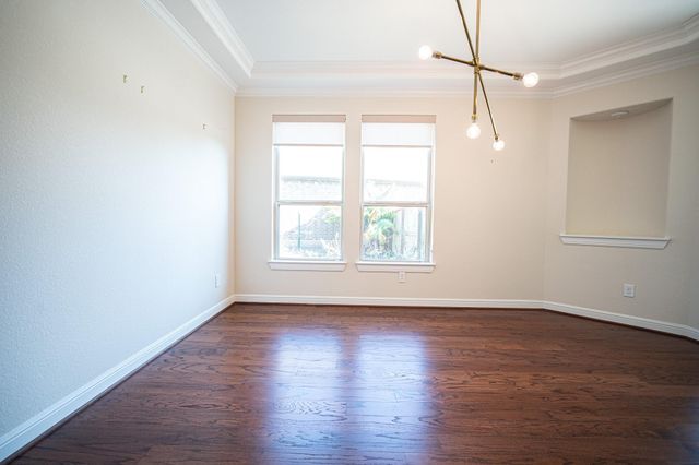 5802 Caper Shores Lane, Sugar Land, TX 77479