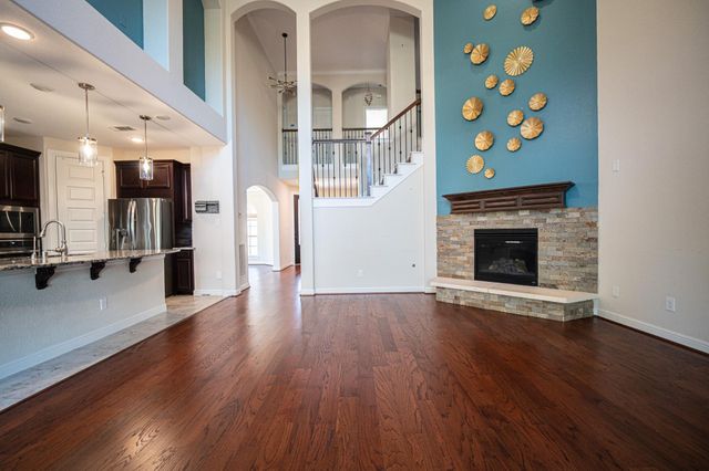 5802 Caper Shores Lane, Sugar Land, TX 77479