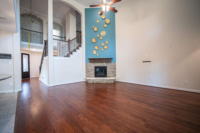 5802 Caper Shores Lane, Sugar Land, TX 77479