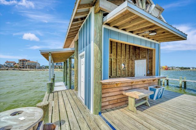 1800 Todville Road, Seabrook, TX 77586