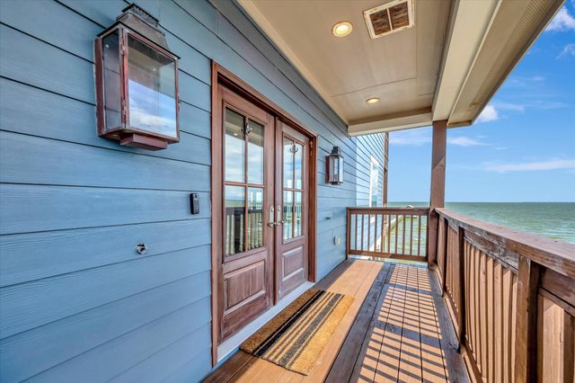 1800 Todville Road, Seabrook, TX 77586