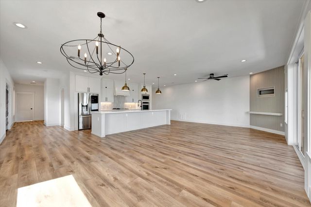 1800 Todville Road, Seabrook, TX 77586