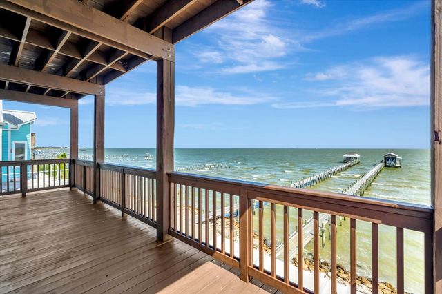 1800 Todville Road, Seabrook, TX 77586
