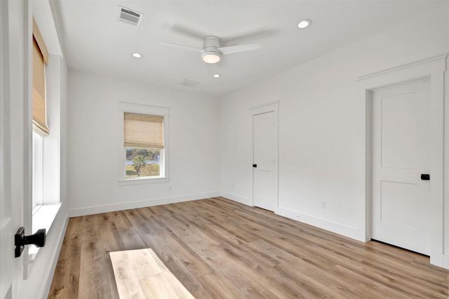 1800 Todville Road, Seabrook, TX 77586