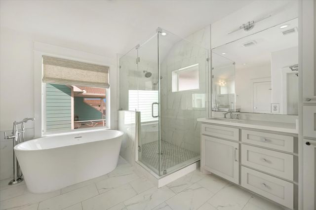 1800 Todville Road, Seabrook, TX 77586