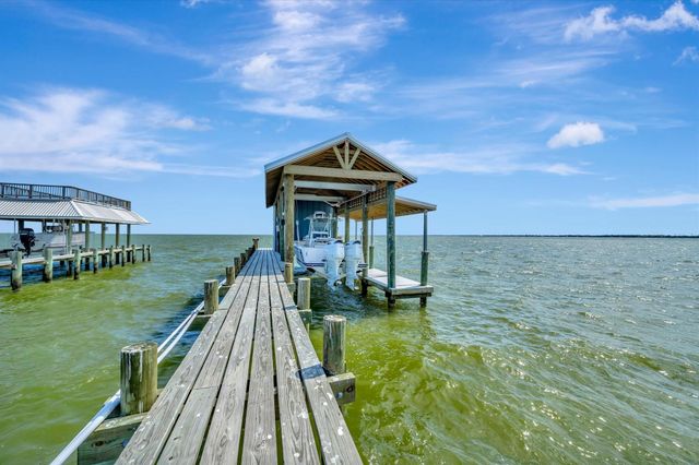 1800 Todville Road, Seabrook, TX 77586