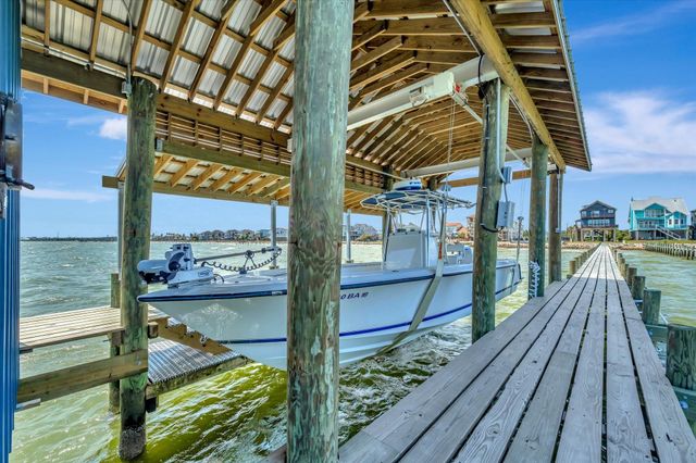 1800 Todville Road, Seabrook, TX 77586