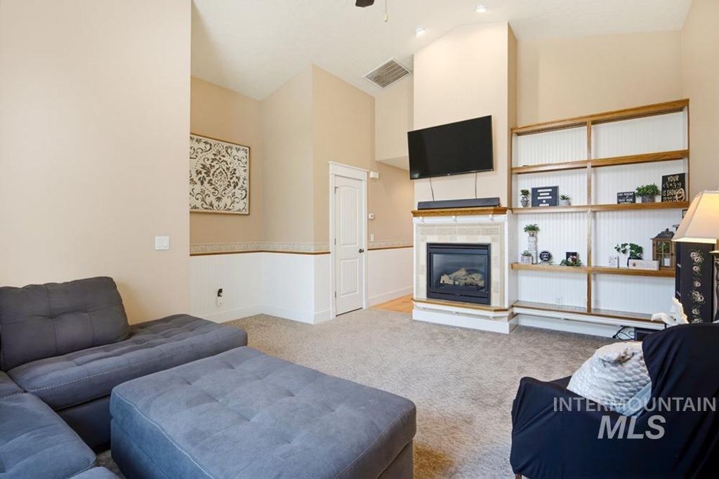 11412 W Tempe Ln, Star, ID 83669 photo 3