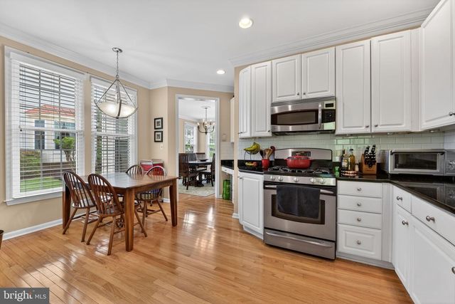 20741 PARKSIDE CIR, Sterling, VA 20165