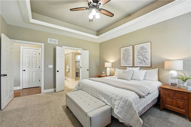 9730 Hastings Street, Lenexa, KS 66227