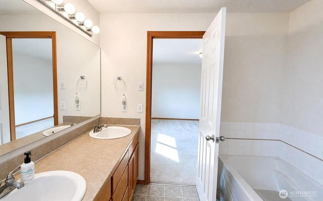 248 Shantel Street, Mount Vernon, WA 98274